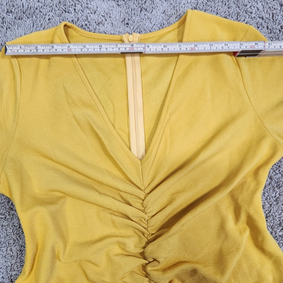 Chic Yellow High Low Women's Dress size L - Picture 3 of 6